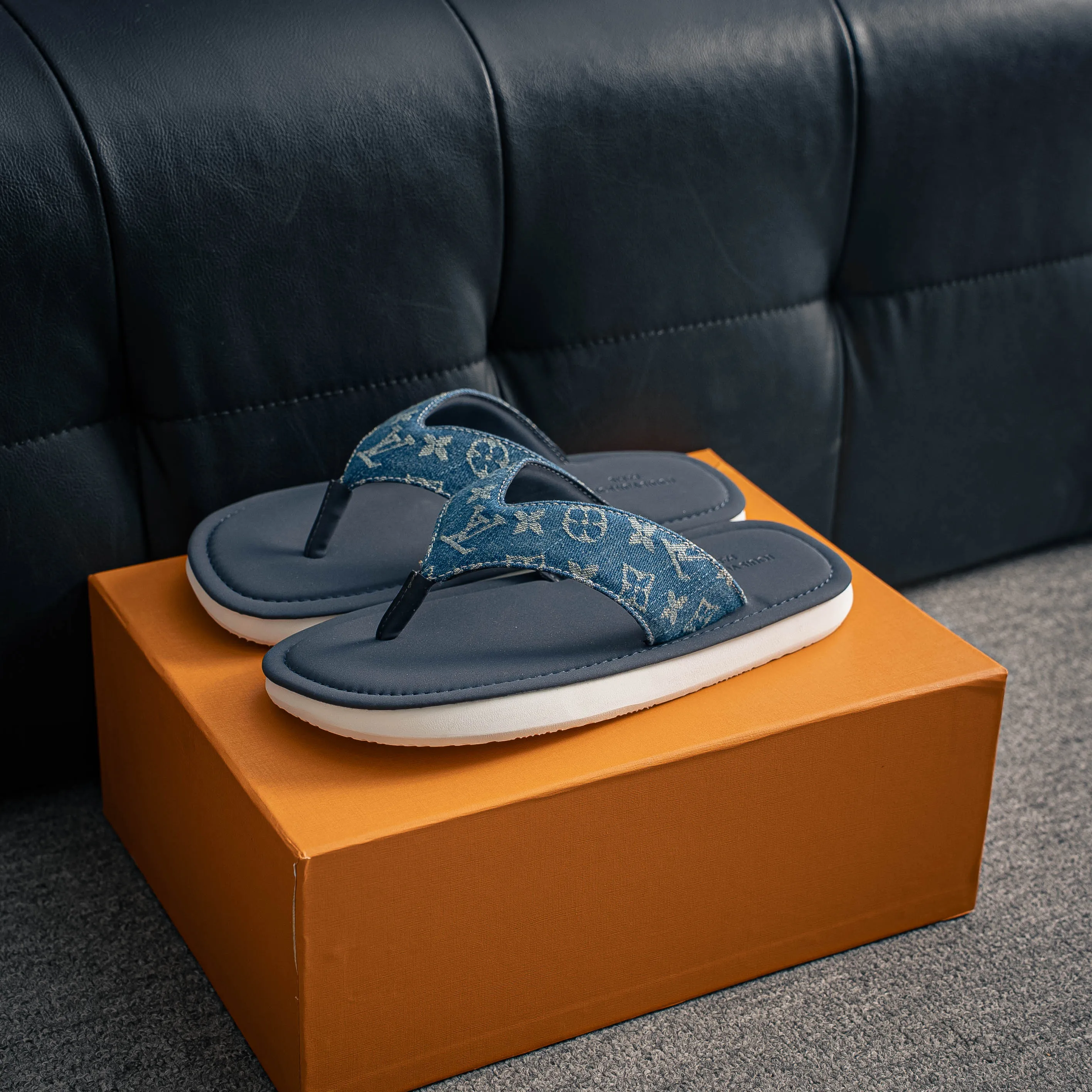 # LOUIS VUITTON ｜ 2026ss LOUIS VUITTON Venice Cowhide Leather Shoes Shoes Sandals 。 Cowhide Leather ，Shoes